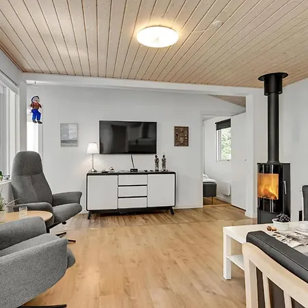 Vakantiehuis Ebeltoft With A Fireplace 01 *