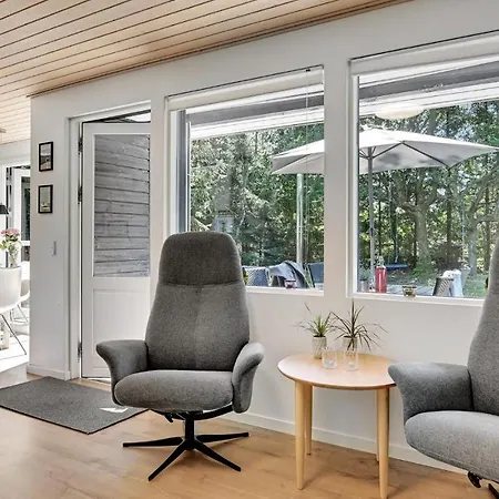 Holiday home 3 Bedroom Gorgeous Home In Ebeltoft *